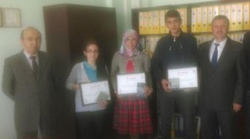 &Ouml;d&uuml;llerini Aldılar