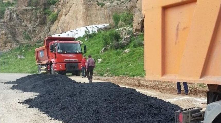 Siirt-şırnak Karayoluna Asfalt D&ouml;k&uuml;ld&uuml;