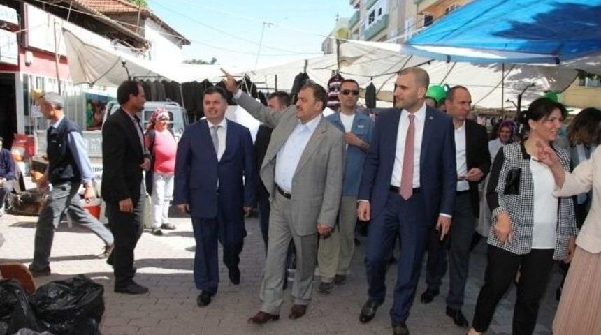 Bakan Eroğlu, Kınık&rsquo;ta Muhtar Ve Stk&rsquo;larla Buluştu