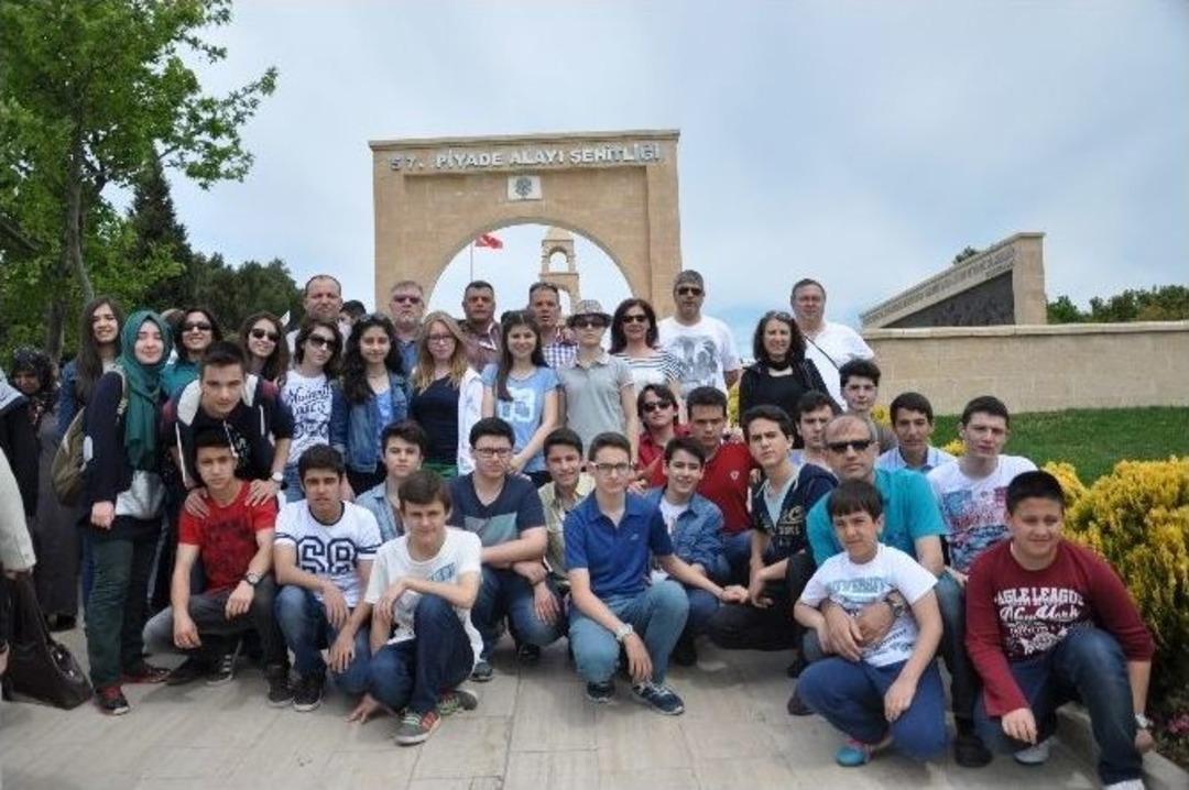 Fekal&rsquo;den &Ccedil;anakkale Şehitlerine Vefa