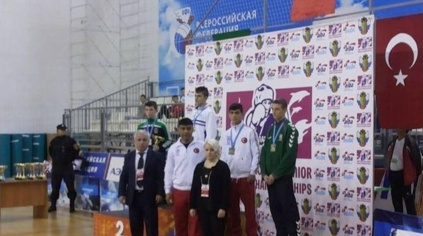 Paland&ouml;ken Belediyesinin Boks&ouml;r&uuml; Ot&ccedil;u Bronz Madalya Aldı&hellip;