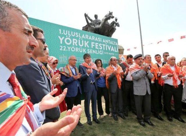 Y&ouml;r&uuml;k Festivali, G&ouml;&ccedil; Duası Ve Y&uuml;r&uuml;y&uuml;şle Başladı 3