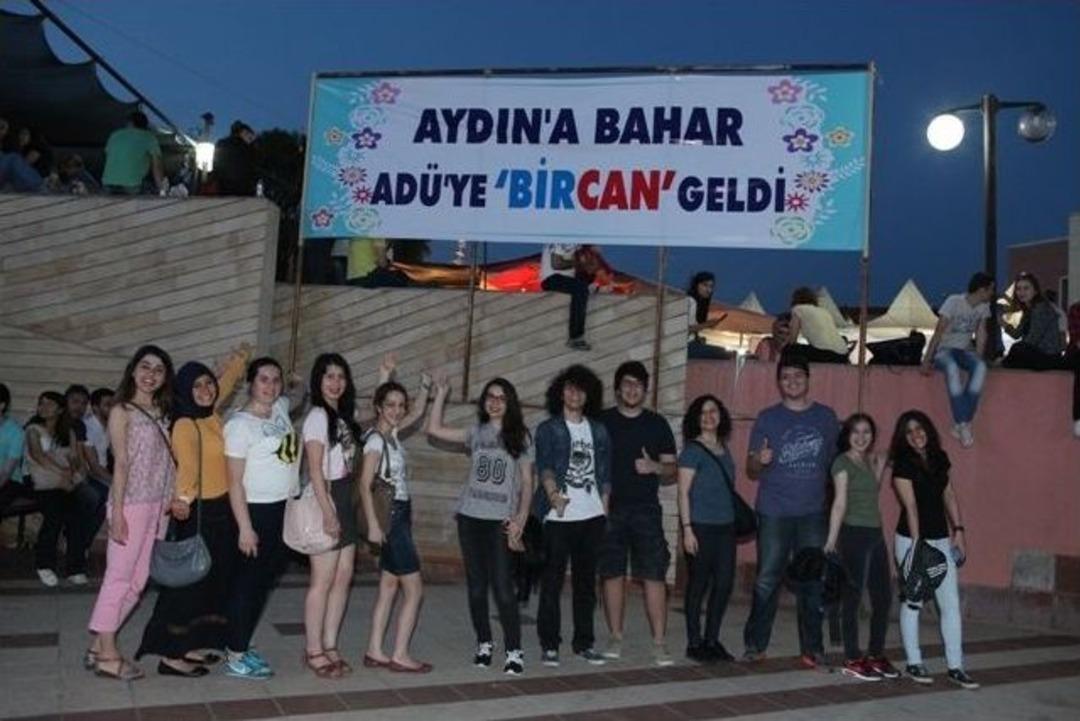 Ad&uuml;&rsquo;de Kurtalan Ekspres R&uuml;zgarı Esti&rlm;