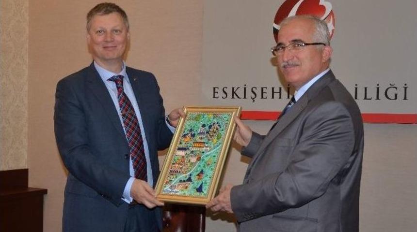 Estonya Ankara Büyükelçisi’nden Vali Tuna’ya Ziyaret