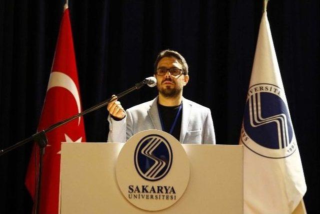 Sakarya B&uuml;y&uuml;kşehir Belediye Başkanı: Halka Hizmet Etme Niyetleri Yok 1