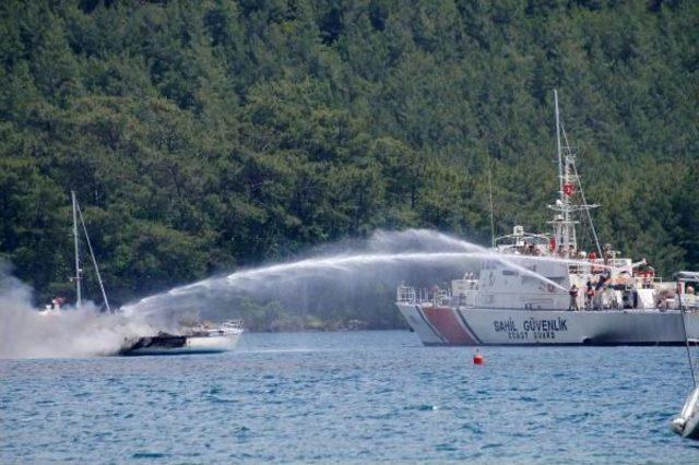 Marmaris te Yelkenli Tekne Yandı 2