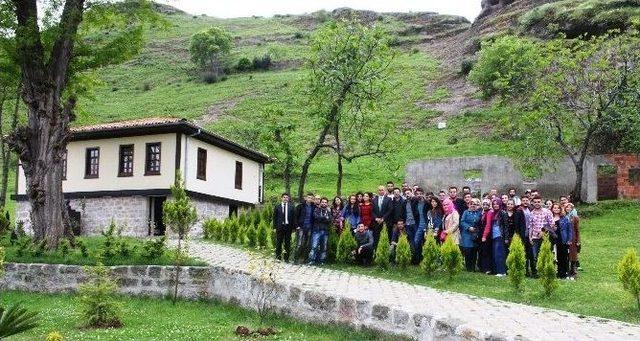 Omü Öğrencileri Tekkeköy Mağaraları’nı Gezdi