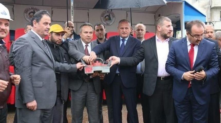 Azmimilli Camisinin Temeli D&uuml;zenlenen T&ouml;renle Atıldı