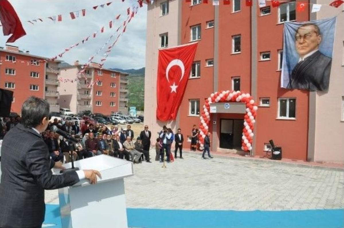 Artvin&rsquo;de 48 Aileye &lsquo;afet Konutları&rsquo; Teslim Edildi