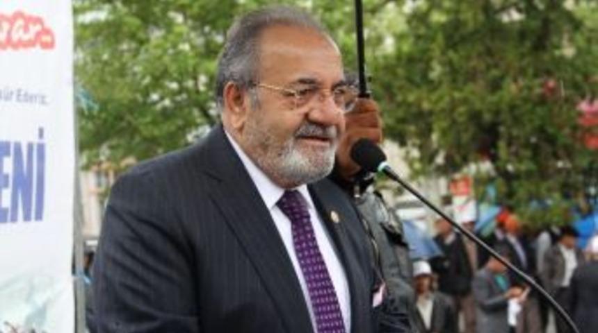 Ak Parti &Ccedil;orum Milletvekili Ve Tbmm İdare Amiri Salim Uslu;