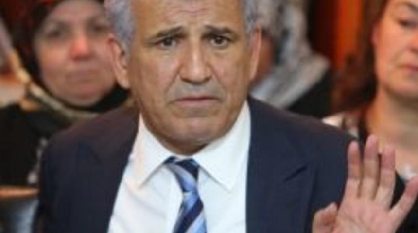 Elibol: &ldquo;ingiltere&rsquo;deki Olay T&uuml;rkiye&rsquo;deki Muhalefet Parti Liderlerine &Ouml;rnek Olsun&rdquo;