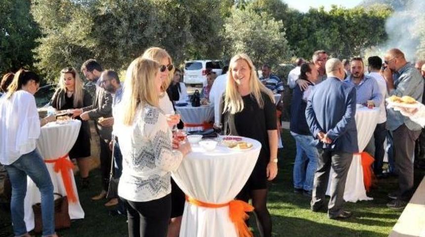 T&uuml;rsab Genel Başkan Adayı &Ccedil;akmak: 2023 Hedefimiz, 100 Milyon Turist, 100 Milyar Dolar Gelir