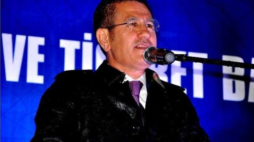 G&uuml;mr&uuml;k Ve Ticaret Bakanı Nurettin Canikli: