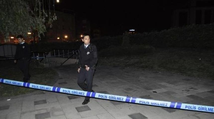 Zeytinburnu'nda Silahlı Kavga: 1 Yaralı