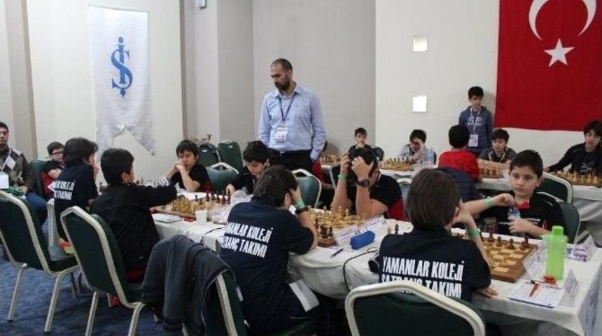 Satran&ccedil; Liginin Şampiyonu Yamanlar Koleji Oldu