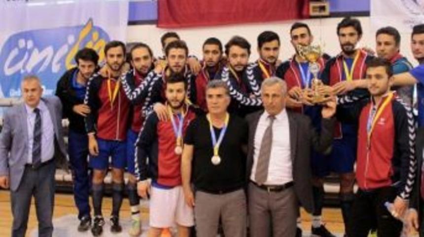 Msk&uuml; Futsal Takımı T&uuml;rkiye 2&rsquo;ncisi