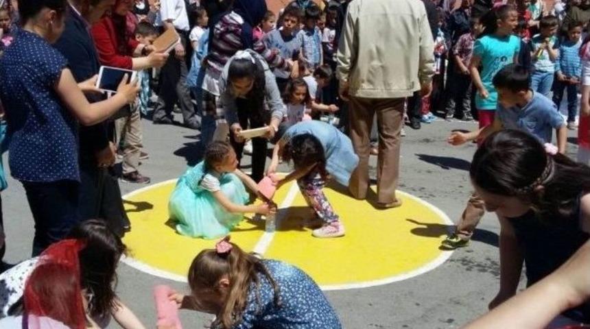 Beyşehir&rsquo;de &Ouml;ğrenciler Baharın Gelişini Şenlikle Kutladı