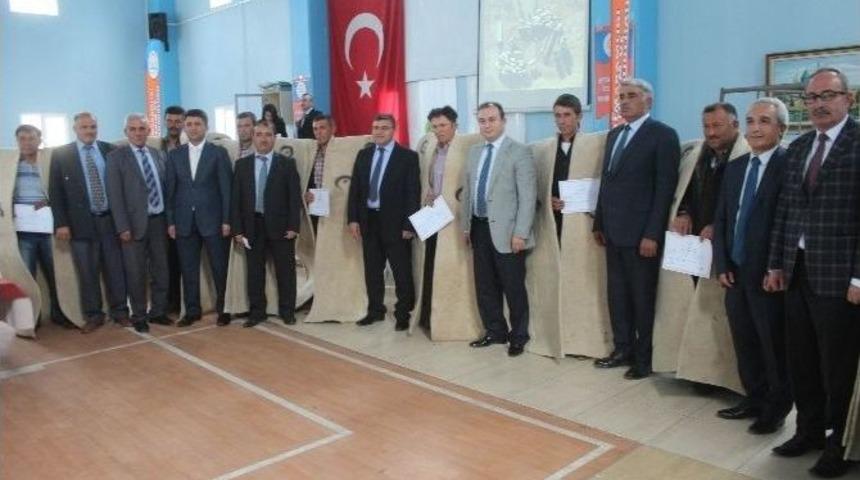 S&uuml;r&uuml; Y&ouml;netim Elemanları Kepenek Giydi, Sertifika Aldı