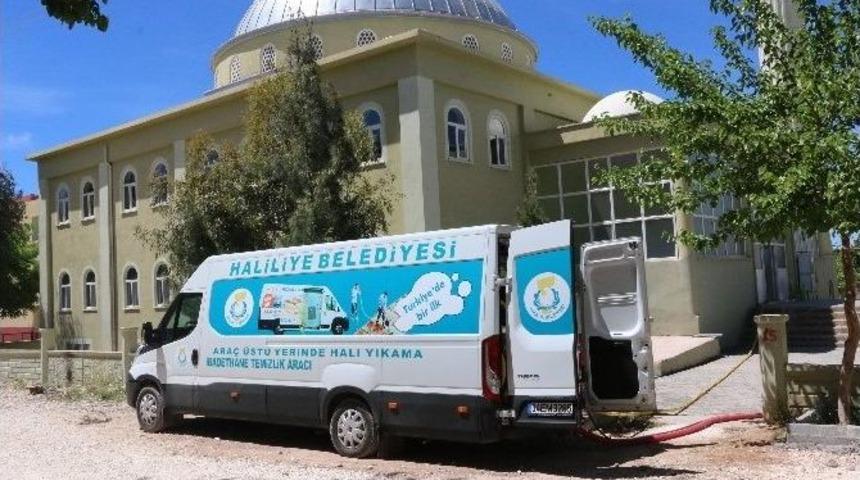 Haliliye&rsquo;deki İbadethanelerin Temizlikleri S&uuml;r&uuml;yor