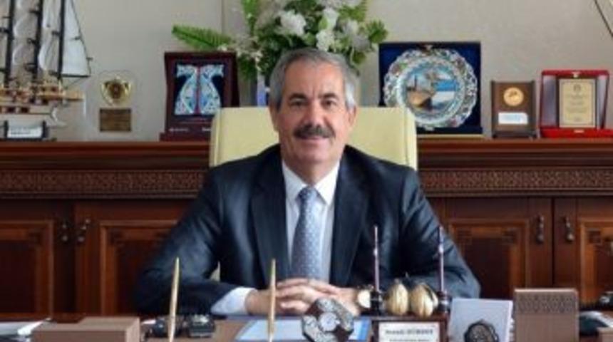 Belediye Başkanı Necati G&uuml;rsoy Anneler G&uuml;n&uuml;n&uuml; Kutladı