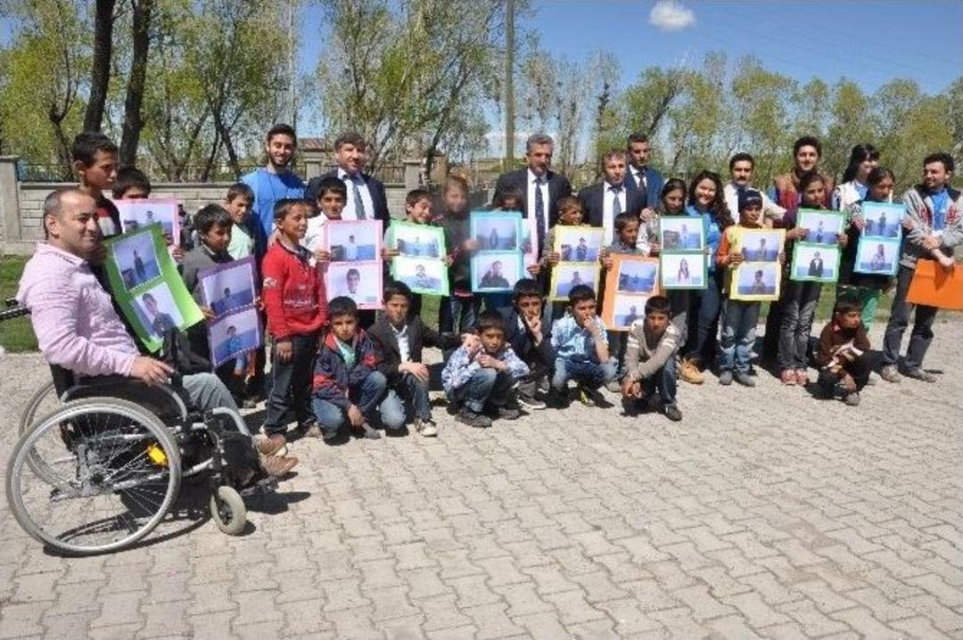 (&ouml;zel Haber) - Sosyalben Derneği Muş&rsquo;ta &Ouml;ğrencilerin Hayallerine Dokundu