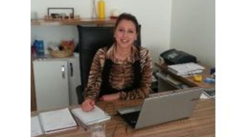 Ayşin Gencer Anneler G&uuml;n&uuml;&rsquo;n&uuml; Kutladı