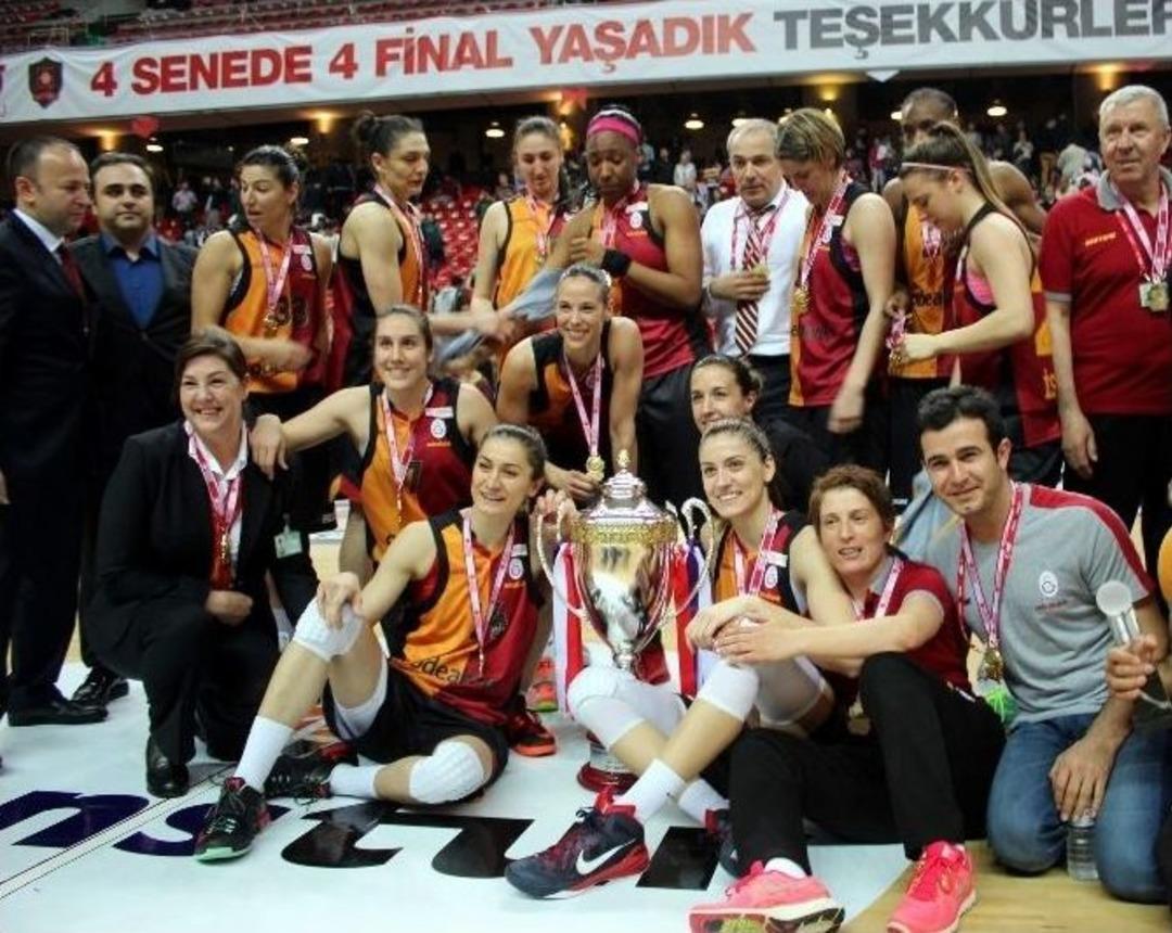 Kadınlar Basketbol Ligi&rsquo;nde Şampiyon Galatasaray Odeabank