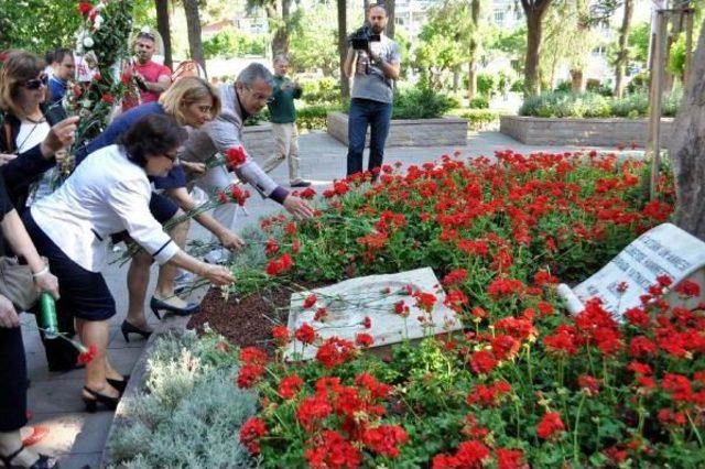 Zübeyde Hanım Anneler Günü'nde Anıldı