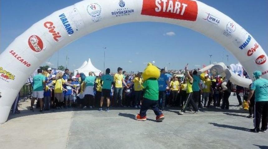"istanbul &Ccedil;ocuk Maratonu" Maltepe&rsquo;de