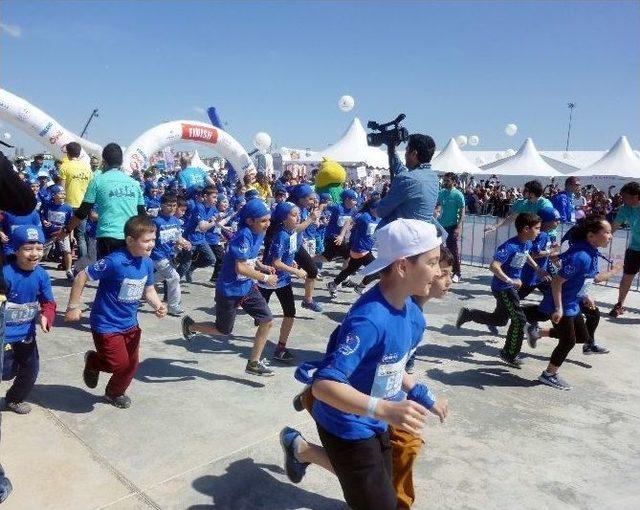 "istanbul &Ccedil;ocuk Maratonu" Maltepe&rsquo;de 1