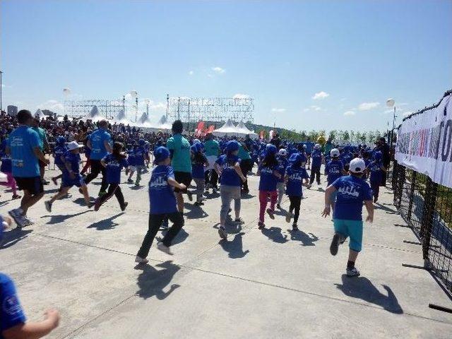"istanbul &Ccedil;ocuk Maratonu" Maltepe&rsquo;de 2