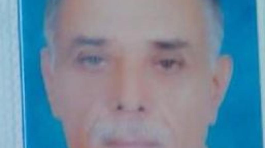 &Uuml;zerine Su Tankı D&uuml;şen Iş&ccedil;i &Ouml;ld&uuml;