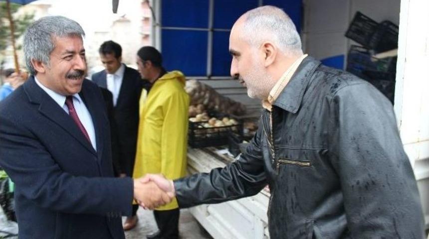 Ak Partili Fırat Paland&ouml;ken&rsquo;de Esnaf Gezdi