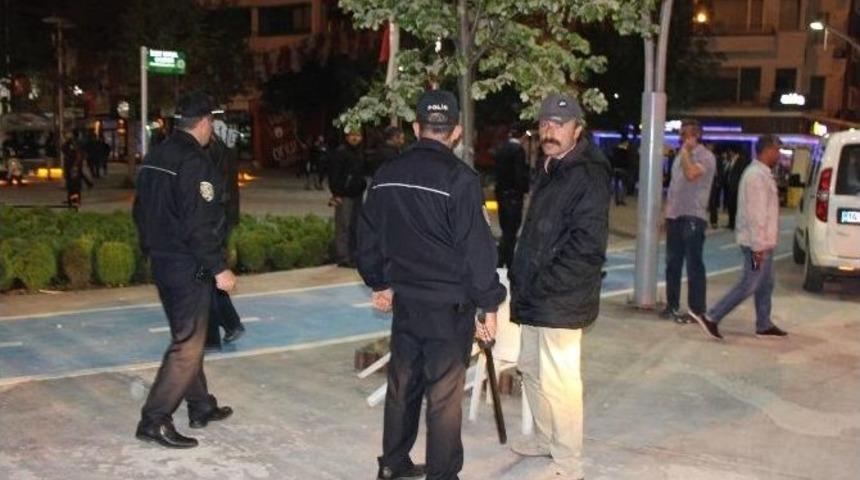 Bolu&rsquo;da Bayrak Asma Tartışması Kanlı Bitti