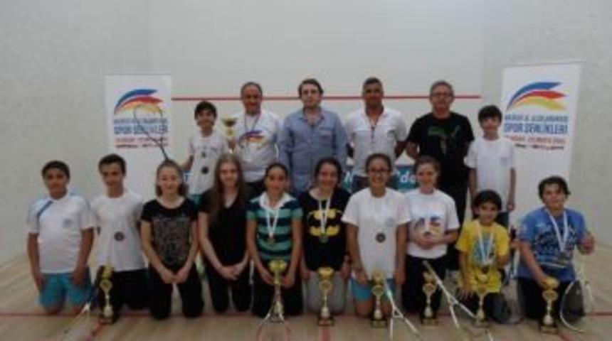 Squash Şenlikleri&rsquo;nde &Ouml;d&uuml;ller Sahiplerini Buldu