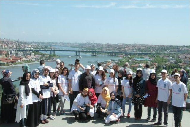 Anneler Günü’nde Selamı Yaydılar