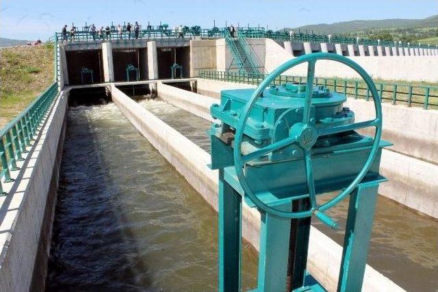 Manyas&rsquo;ta Sulama Sezonu A&ccedil;ıldı 1