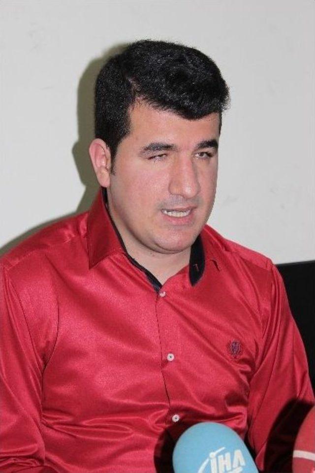 Engelli Sanat&ccedil;ıdan Engelli Annelere &Ouml;zel Konser 1