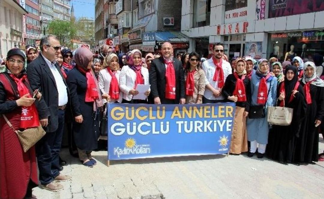 Hatice &Ouml;zgevrek: G&uuml;&ccedil;l&uuml; T&uuml;rkiye, G&uuml;&ccedil;l&uuml; Annelerle M&uuml;mk&uuml;n