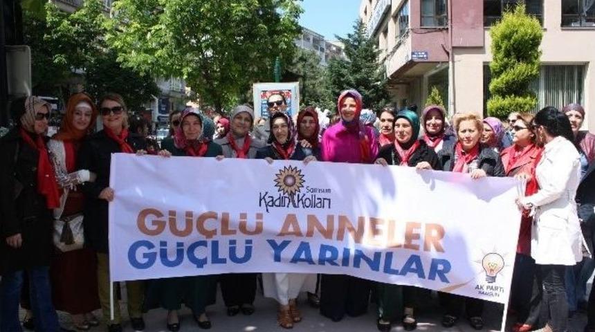 Ak Partili Kadınlardan &lsquo;anneler G&uuml;n&uuml; Y&uuml;r&uuml;y&uuml;ş&uuml;&rsquo;