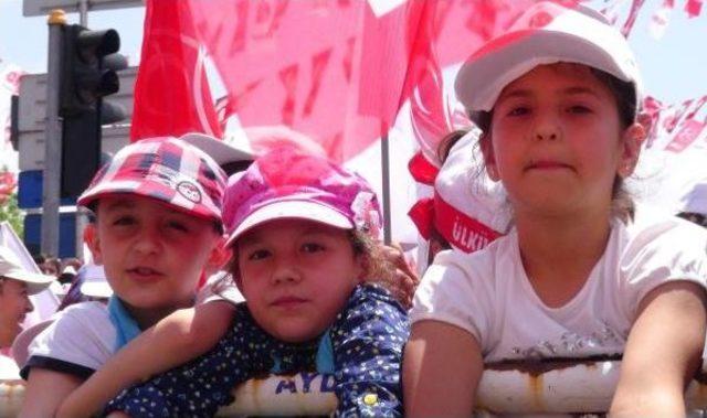 Bah&ccedil;eli: Uyduruk Başbakan, 17- 25 Erdoğan 3