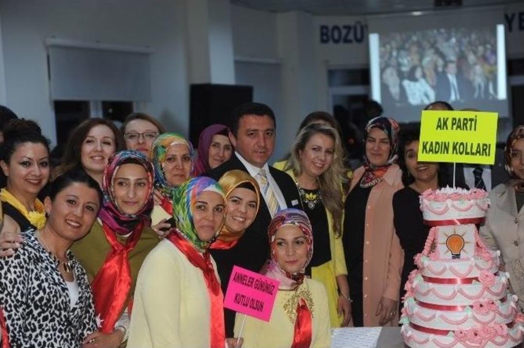 Ak Parti Kadın Kolları&rsquo;ndan Anneler G&uuml;n&uuml; Etkinliği