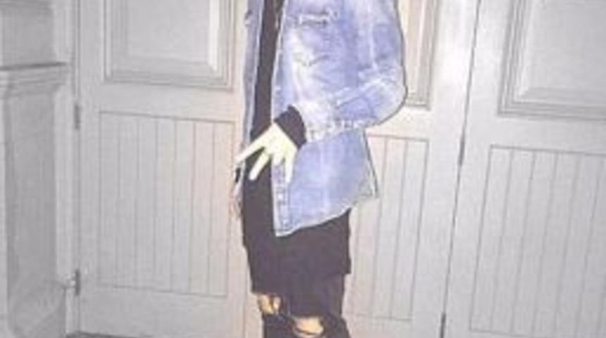 İngiltere Mesut &Ouml;zil&rsquo;in Kıyafetini Konuşuyor