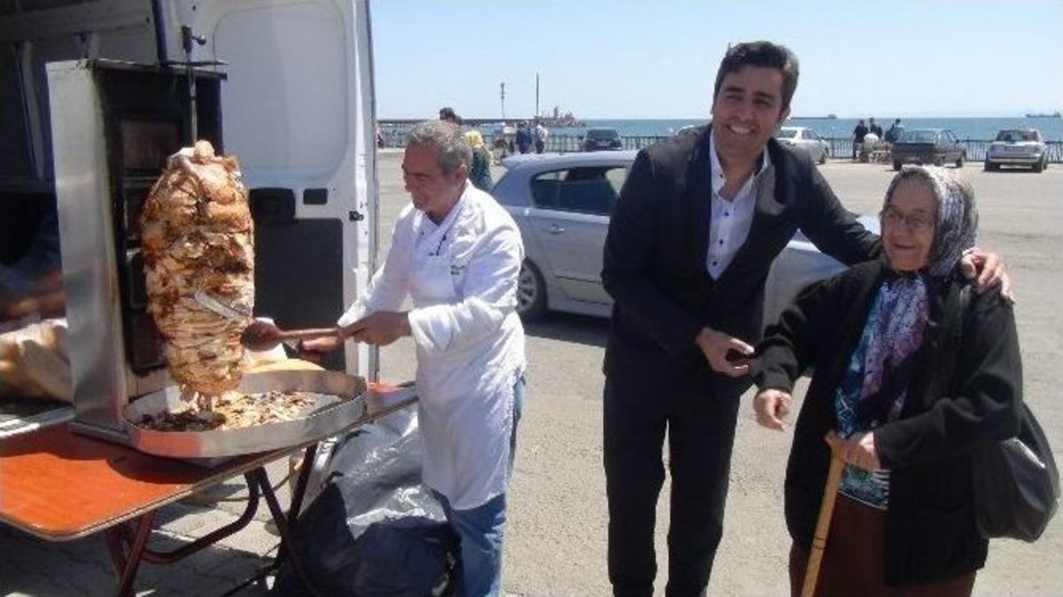 Se&ccedil;mene Vekil Adayındn D&ouml;ner