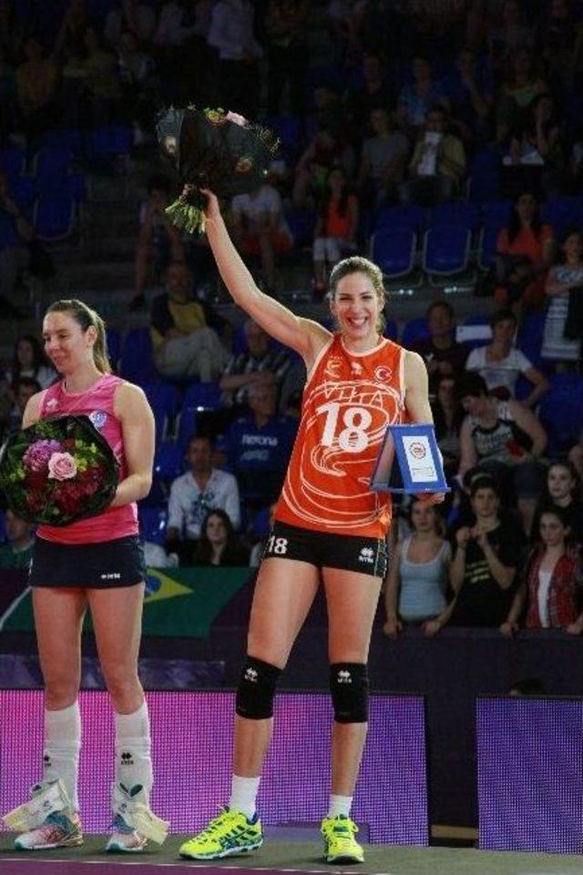 Eczacıbaşı Vıtra Tarih Yazdı 1