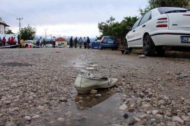 Otomobilin Çarpıp Kaçtığı Kadın Öldü 1