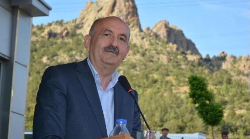 Bakan M&uuml;ezzinoğlu: Ağustos B&ouml;ceği Gibi Cır Cır &Ouml;tenler Var (2)