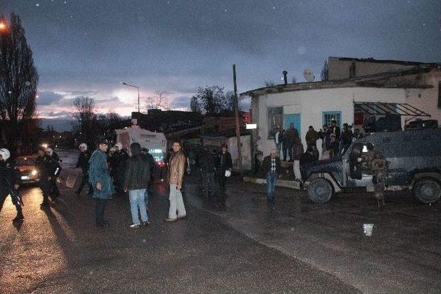 Erzurum’da Hdp Seçim Otobüsüne Saldırı 2