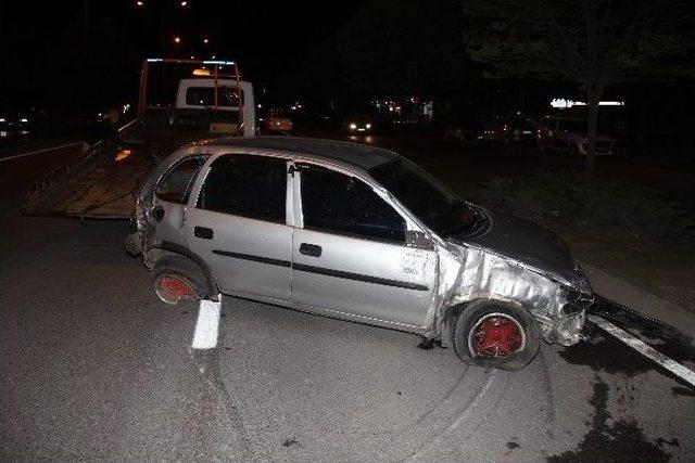 Samsun&rsquo;da Trafik Kazası: 2 Yaralı 1