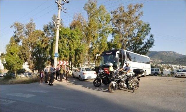 Engelli Gençler Davul Zurna İle Askere Uğurlandı